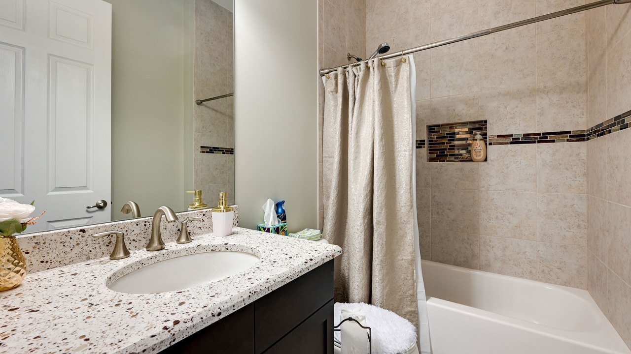 Photo of Bathroom in Naples