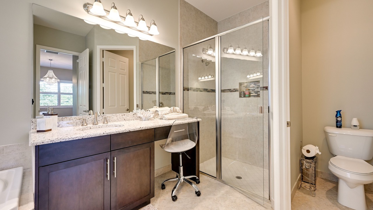 Photo of Bathroom in Naples