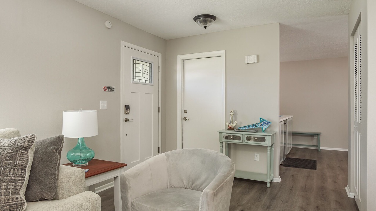 Photo of Livingroom in Palm Harbor