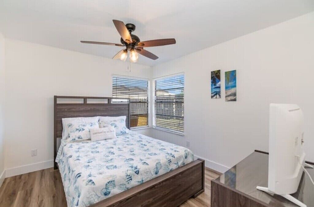Photo of Bedroom in Melbourne Beach