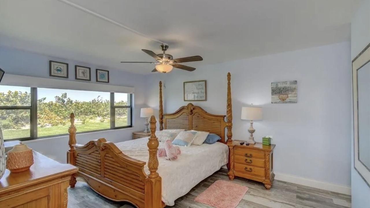 Photo of Bedroom in Hutchinson Island South