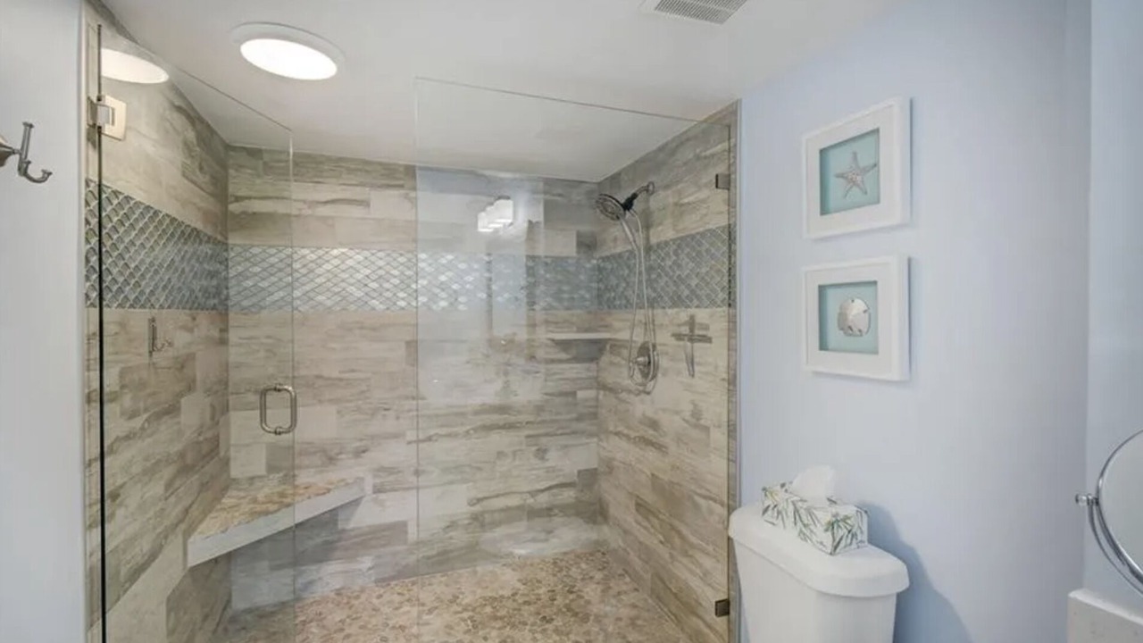 Photo of Bathroom in Hutchinson Island South