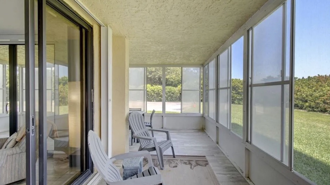 Photo of Patio Balcony in Hutchinson Island South