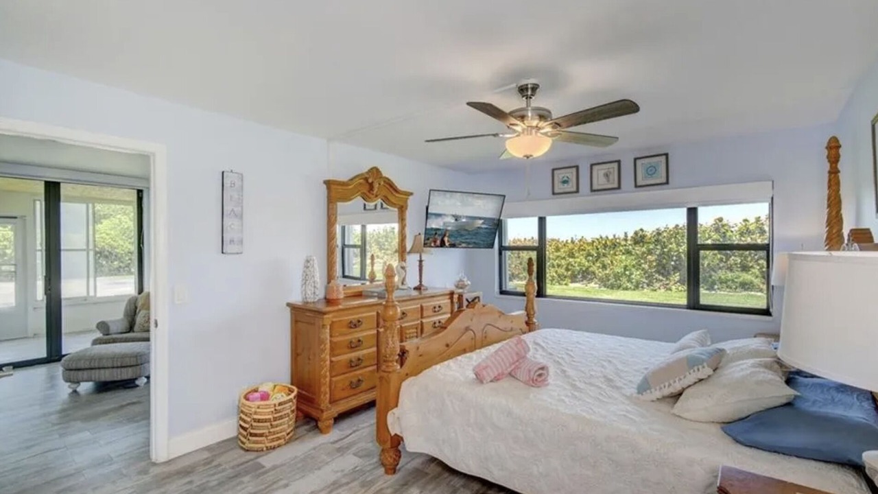 Photo of Bedroom in Hutchinson Island South
