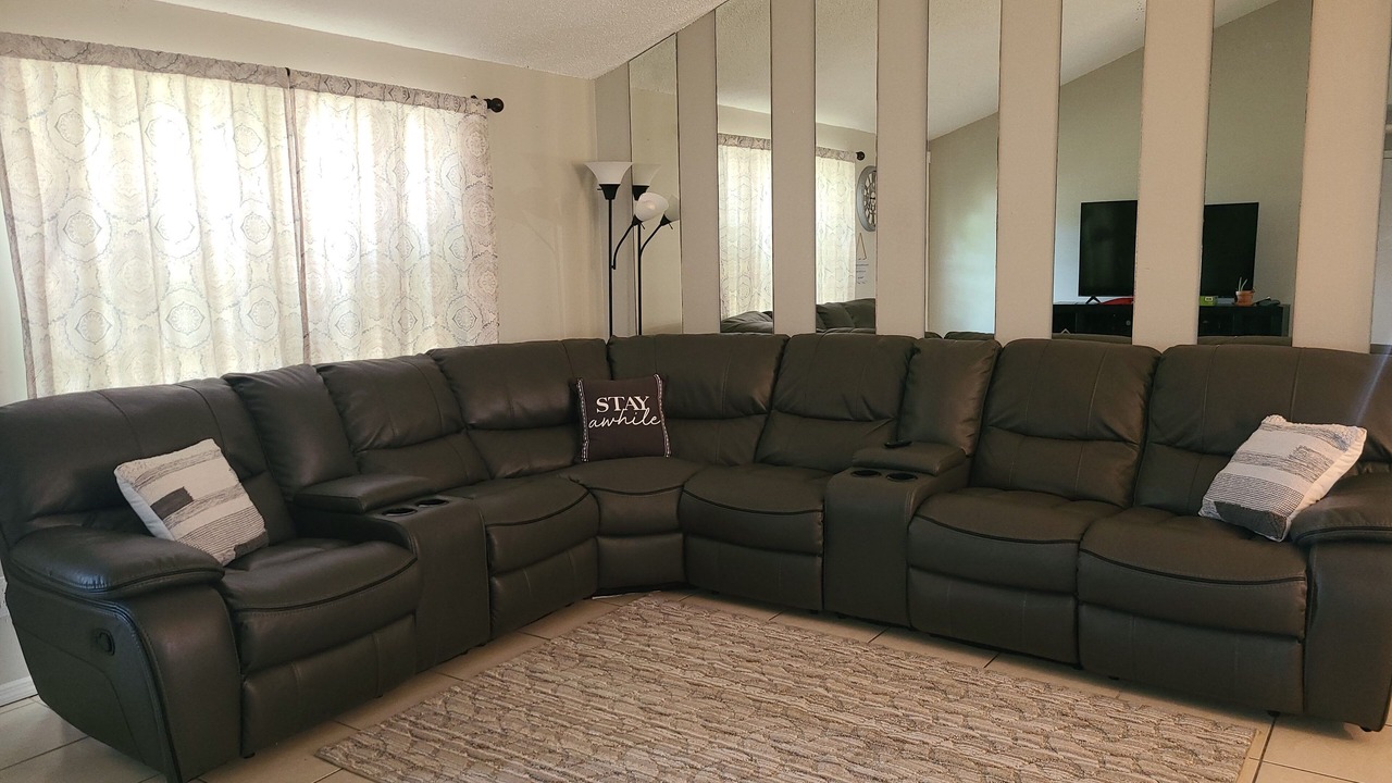 Photo of Livingroom in Timberlane Woodlake