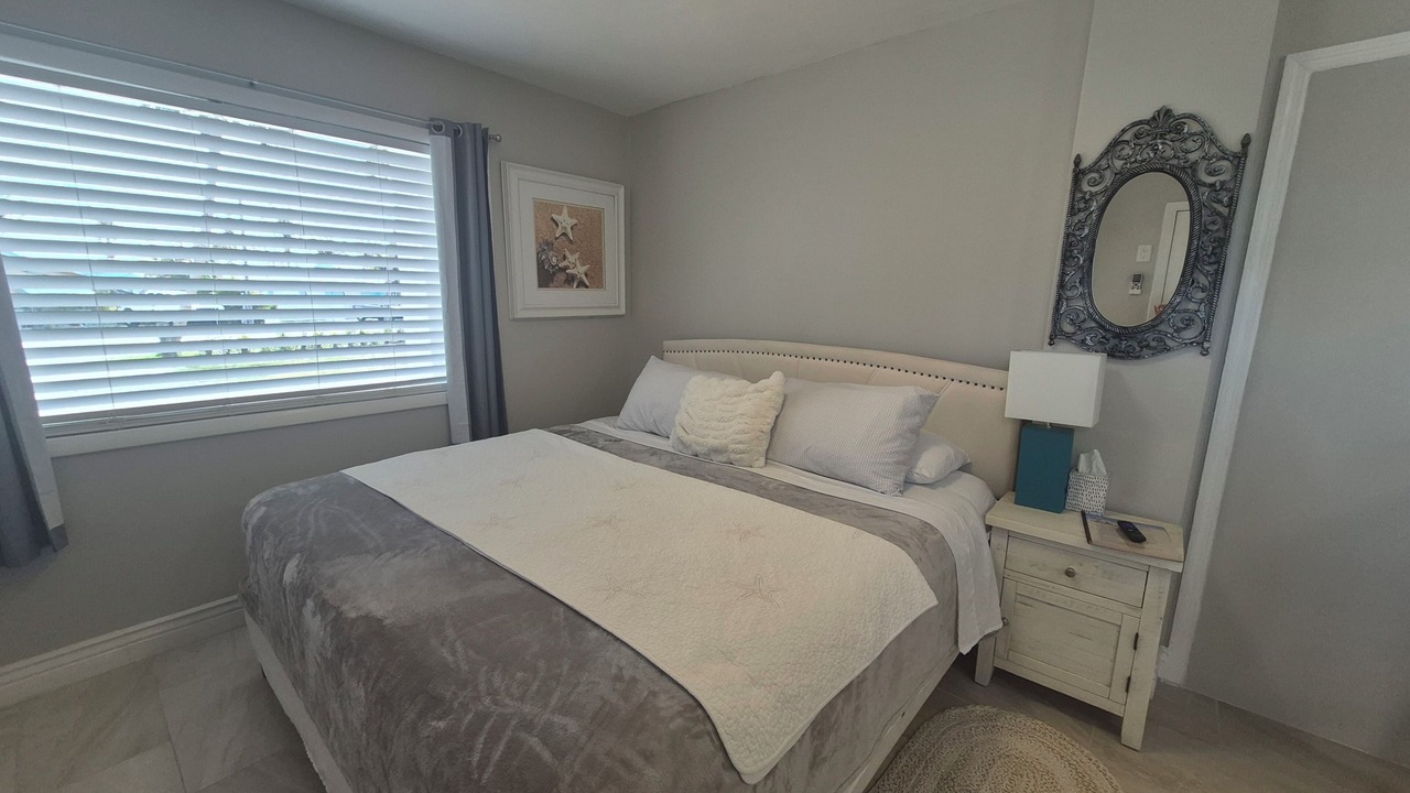 Photo of Bedroom in Jensen Beach