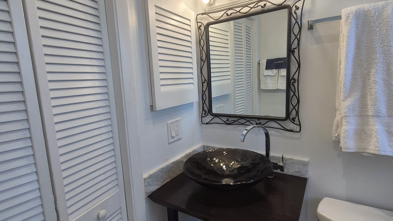 Photo of Bathroom in Jensen Beach