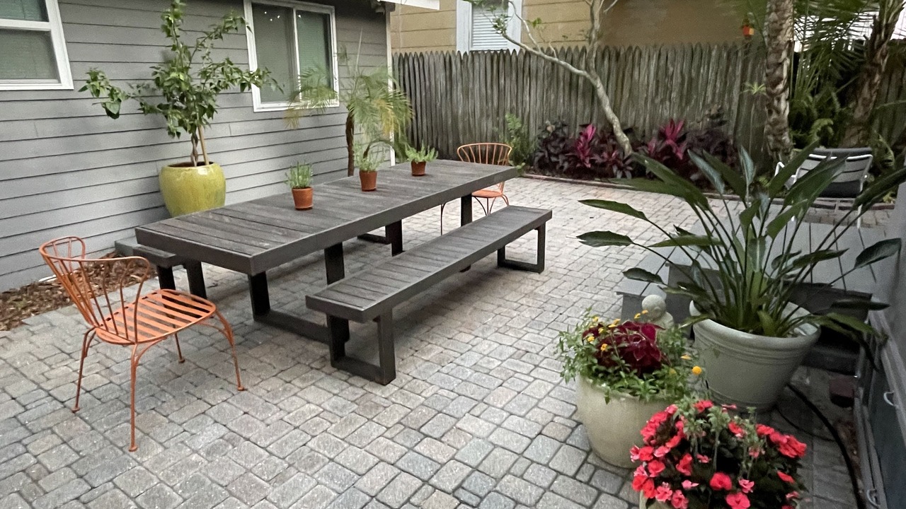 Photo of Outdoor in Historic Uptown