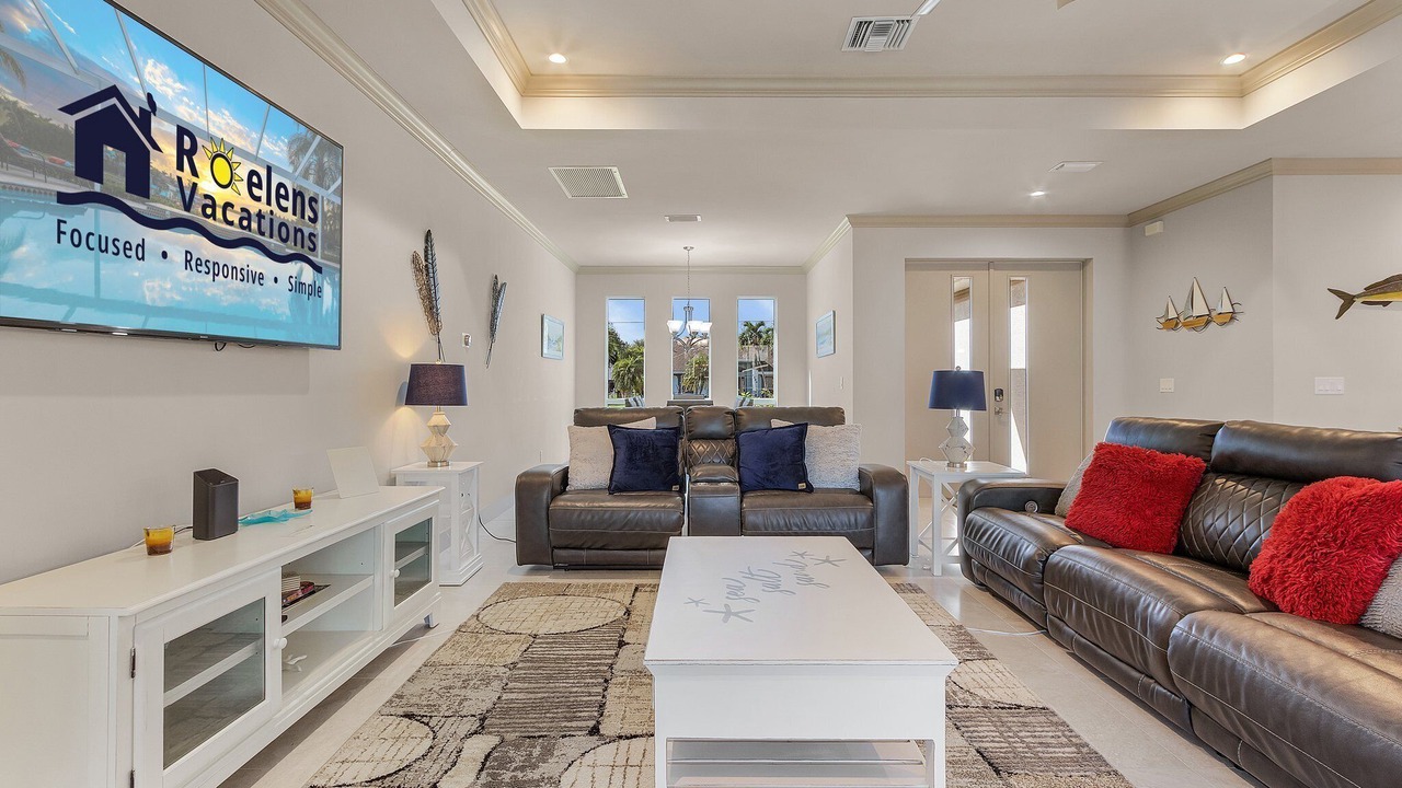 Photo of Livingroom in Caloosahatchee
