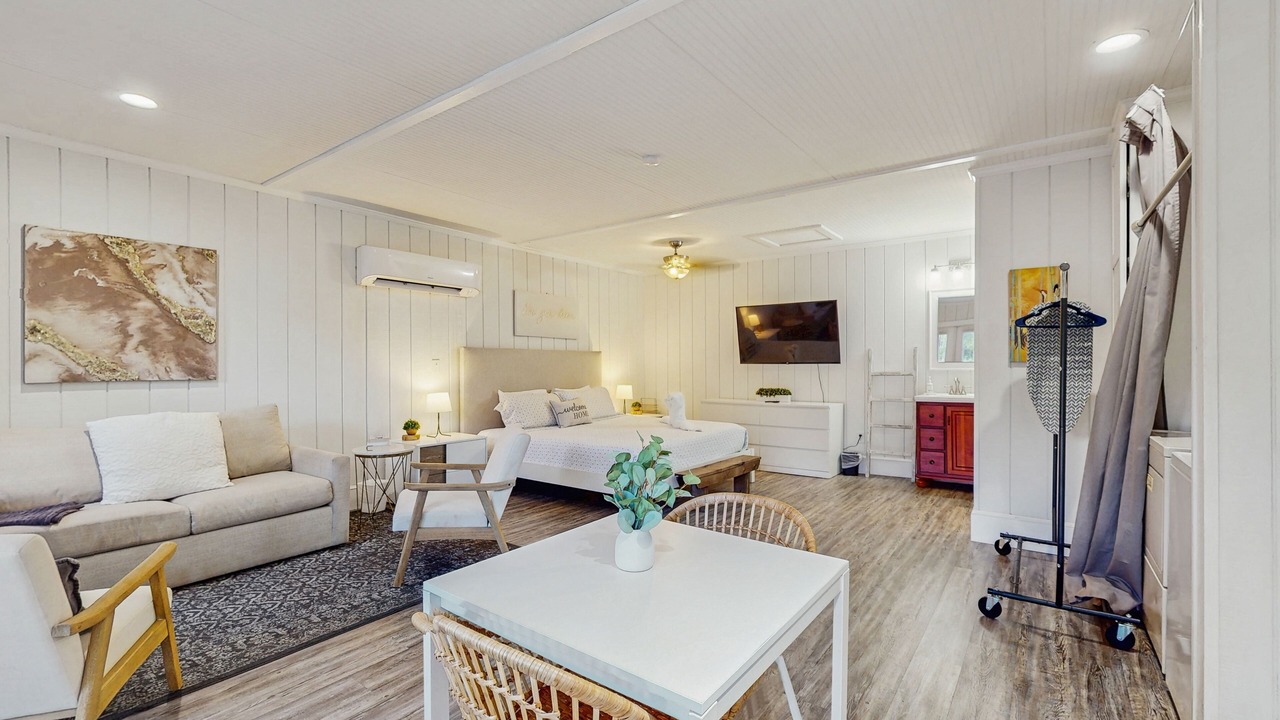 Photo of Bedroom in South Seminole Heights