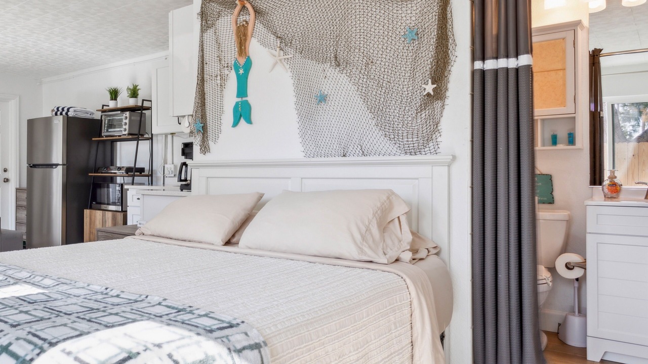 Photo of Bedroom in Indian Rocks Beach