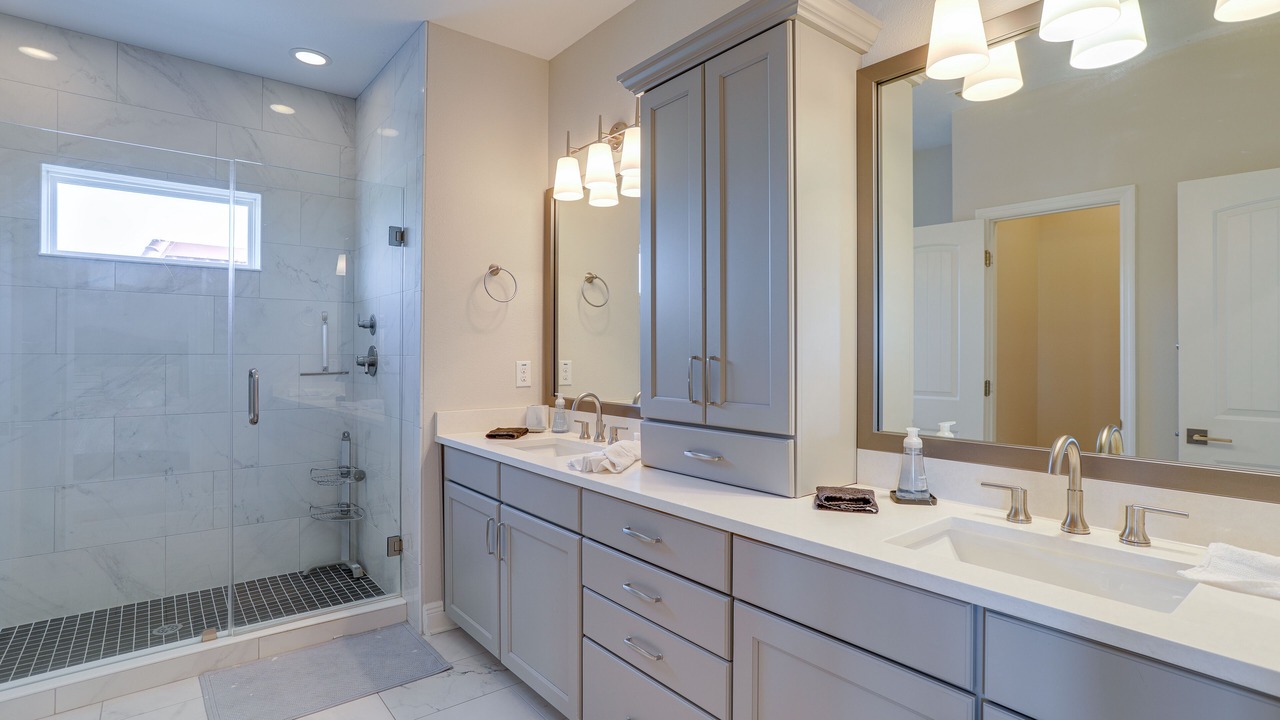 Photo of Bathroom in Redington Beach