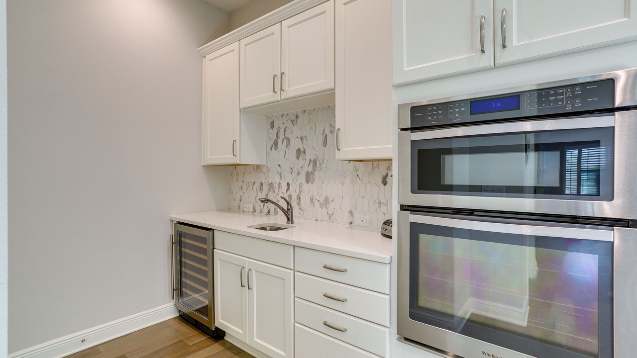 Photo of Kitchen in Redington Beach