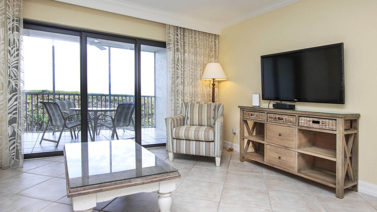Photo of Livingroom in Captiva