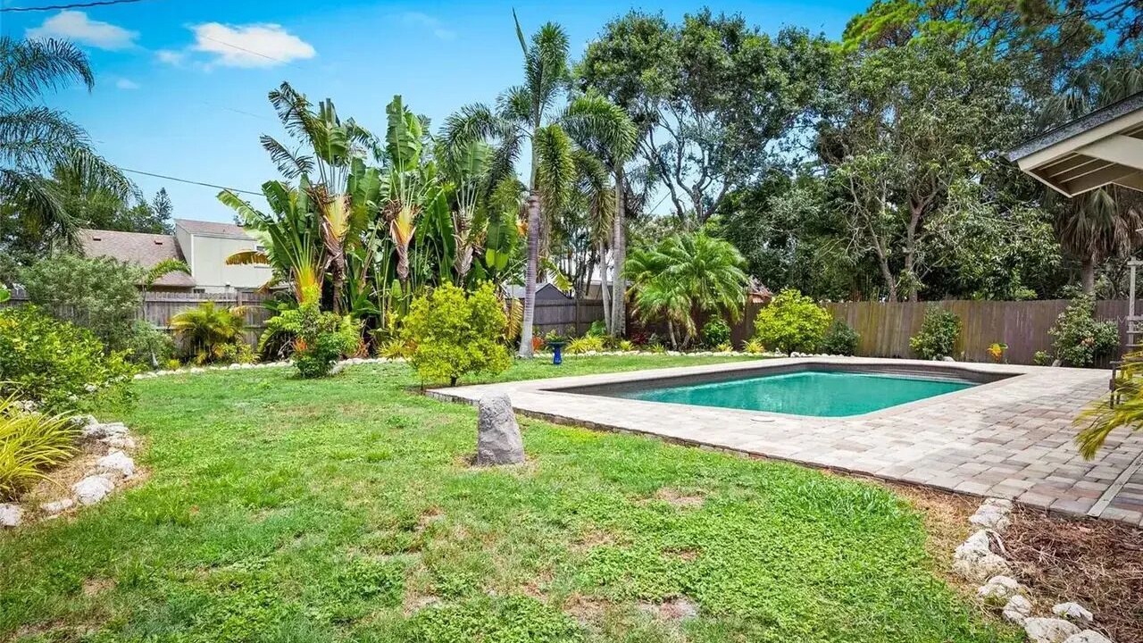 Photo of Outdoor in Flora Villa