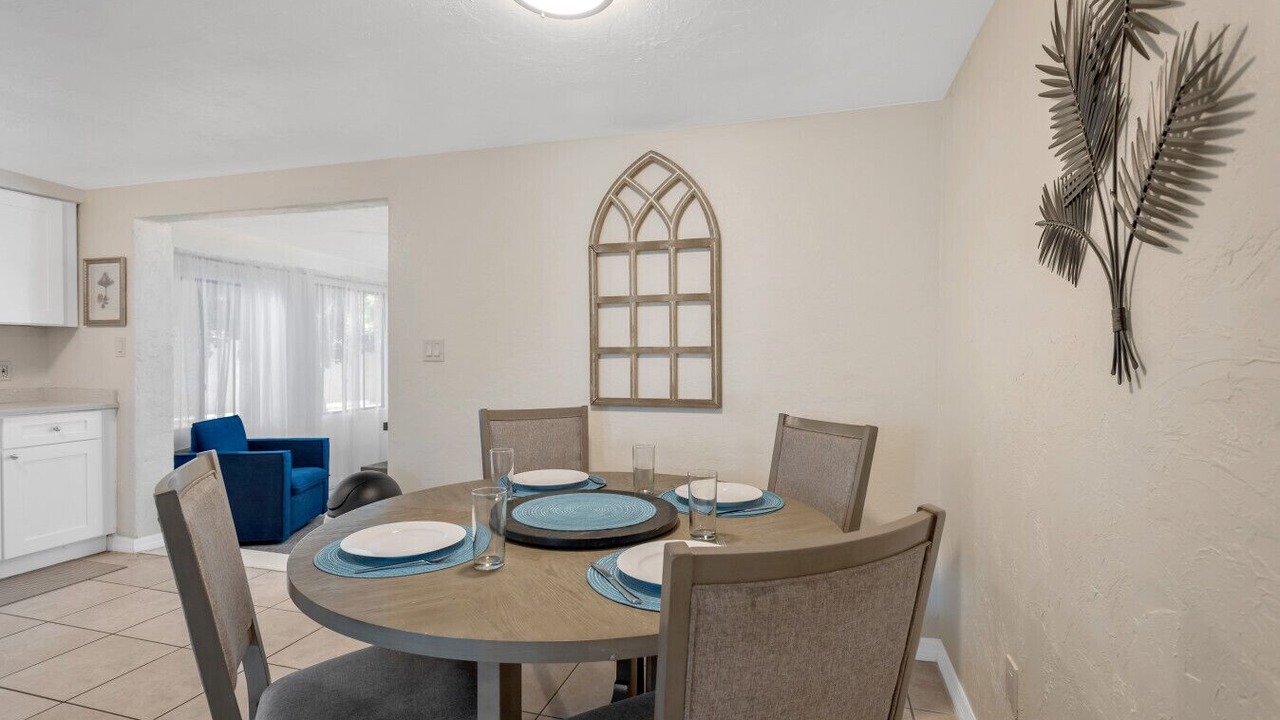 Photo of Others in Gulf Gate Estates