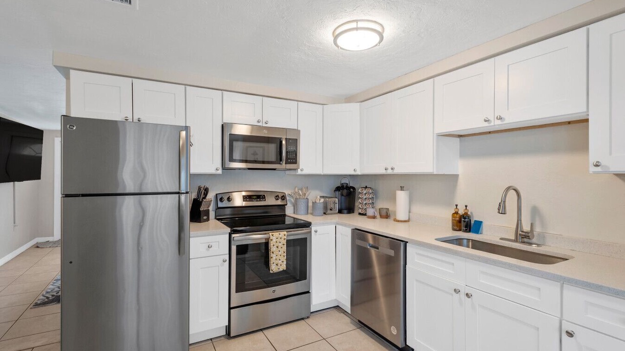 Photo of Kitchen in Gulf Gate Estates
