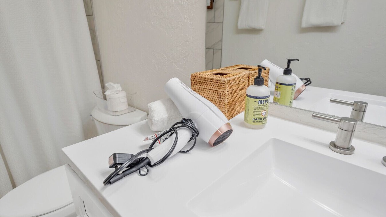 Photo of Bathroom in Gulf Gate Estates