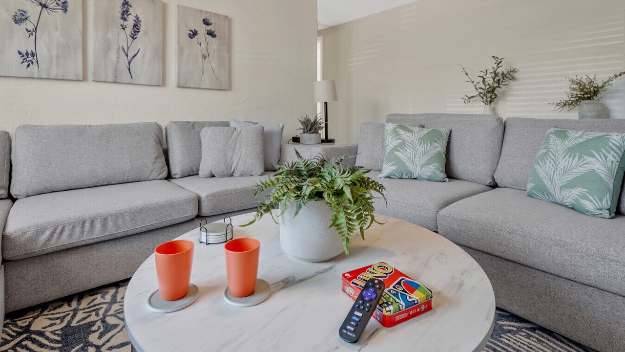 Photo of Livingroom in Gulf Gate Estates