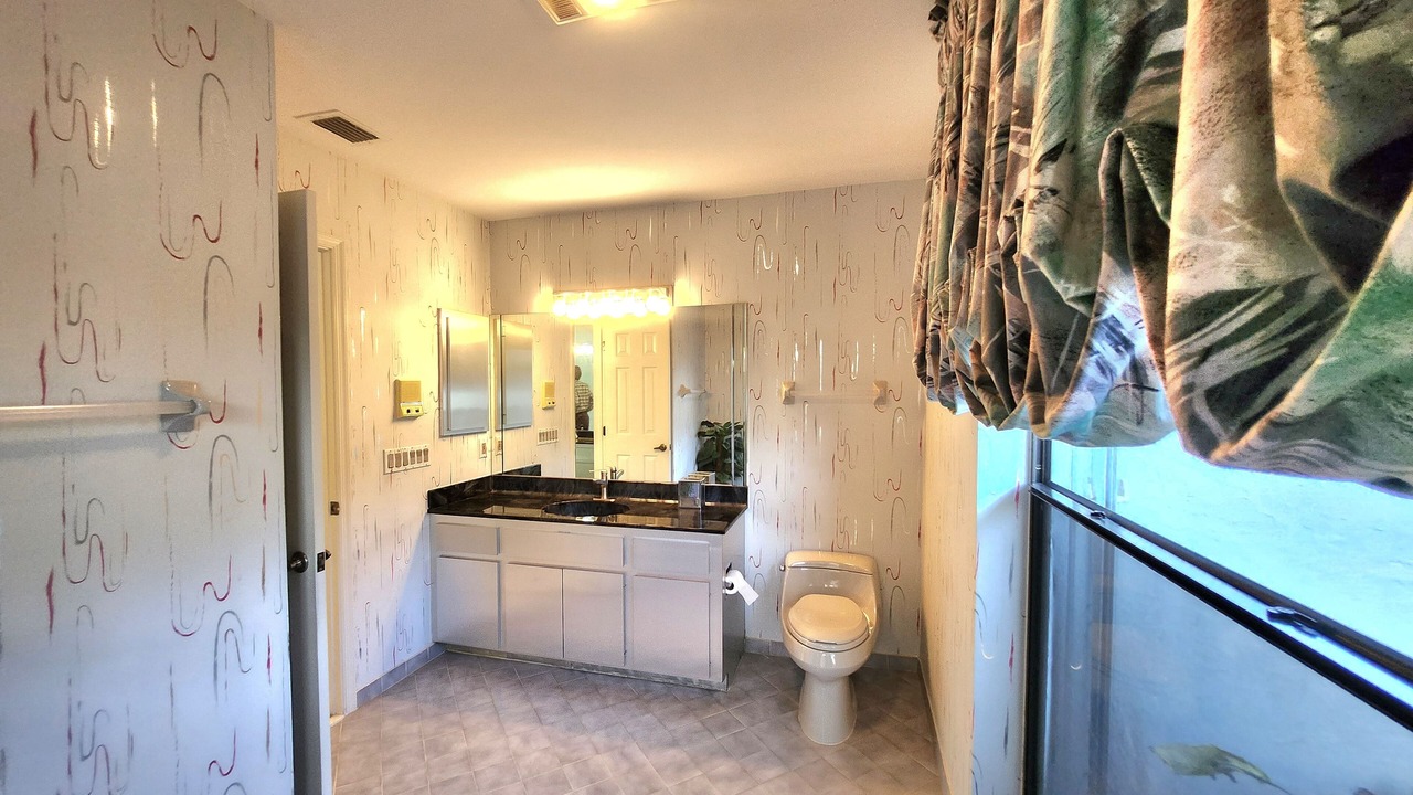 Photo of Bathroom in Wellington