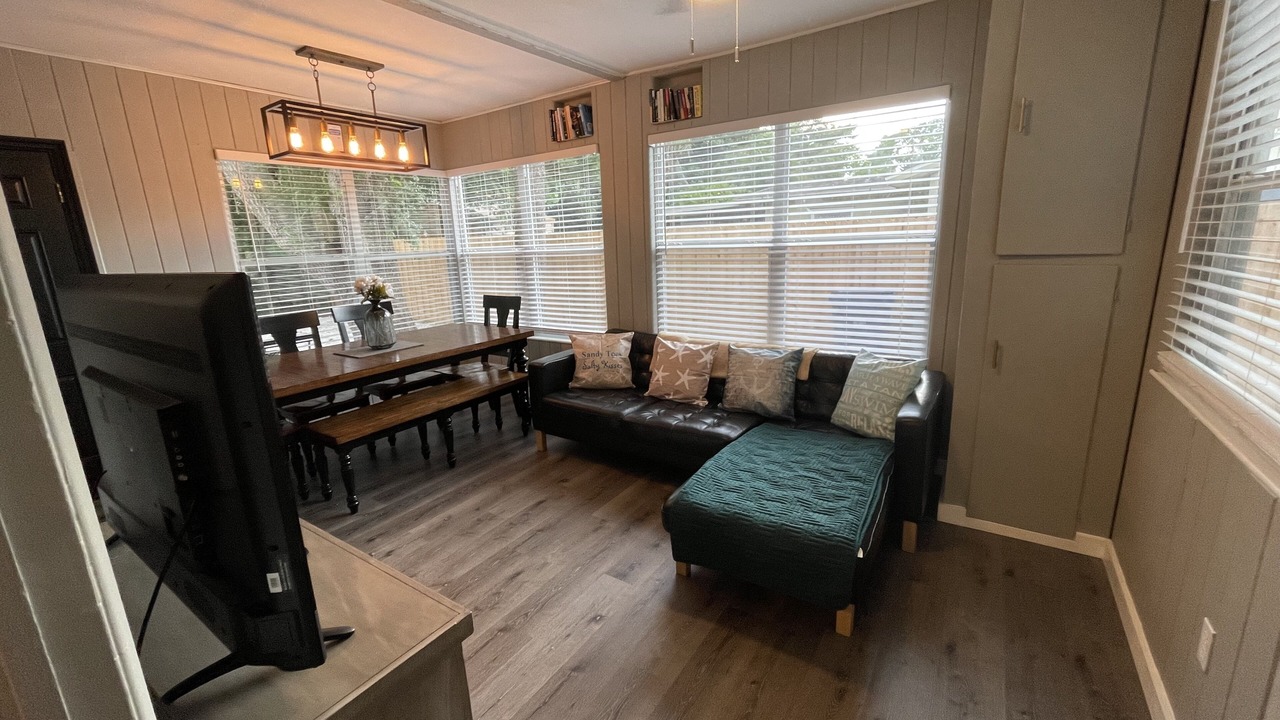 Photo of Livingroom in Gulf Gate Estates