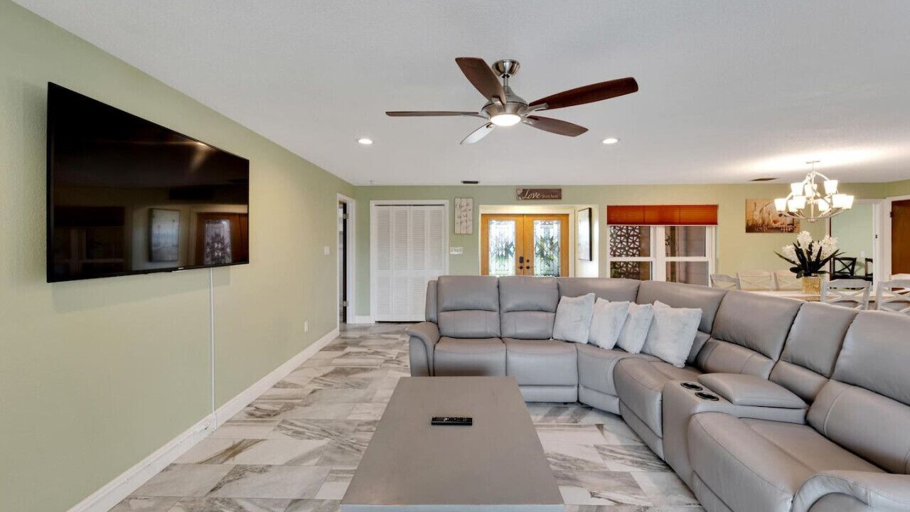 Photo of Livingroom in Clearwater