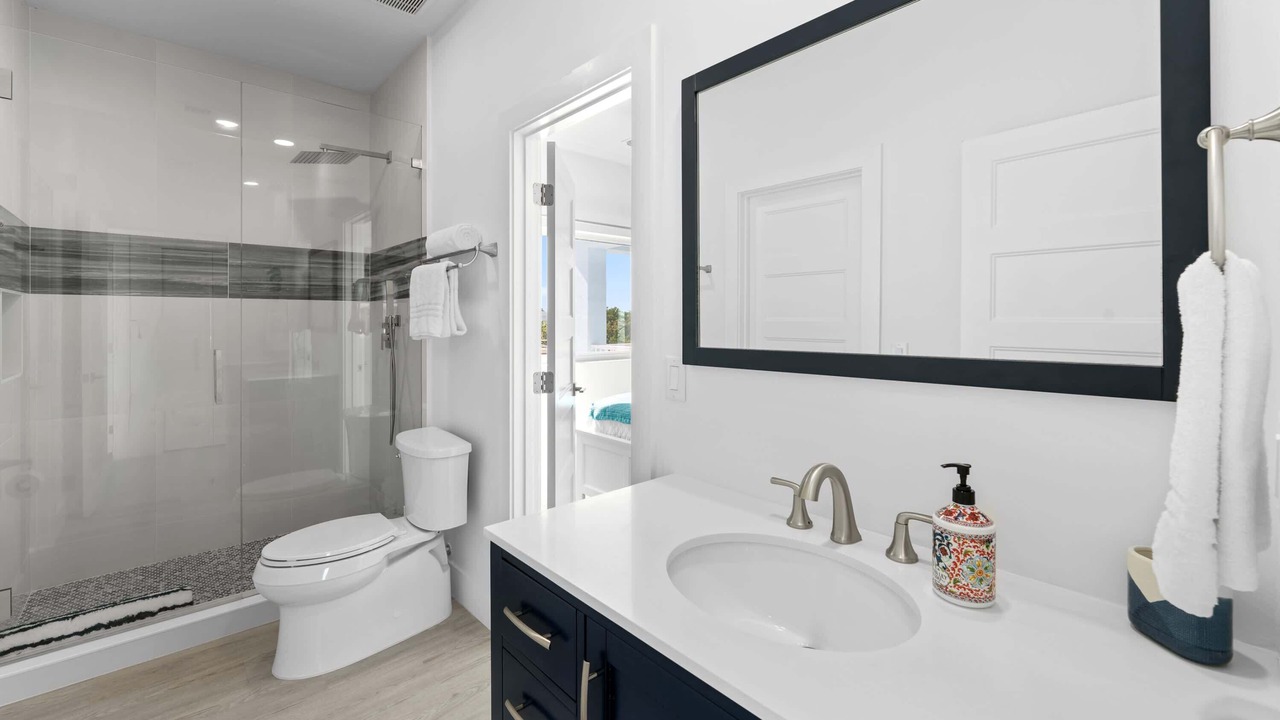 Photo of Bathroom in Marathon