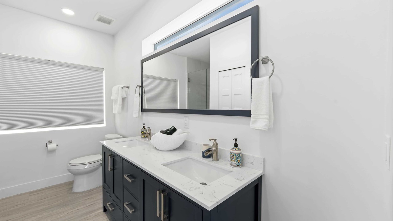 Photo of Bathroom in Marathon