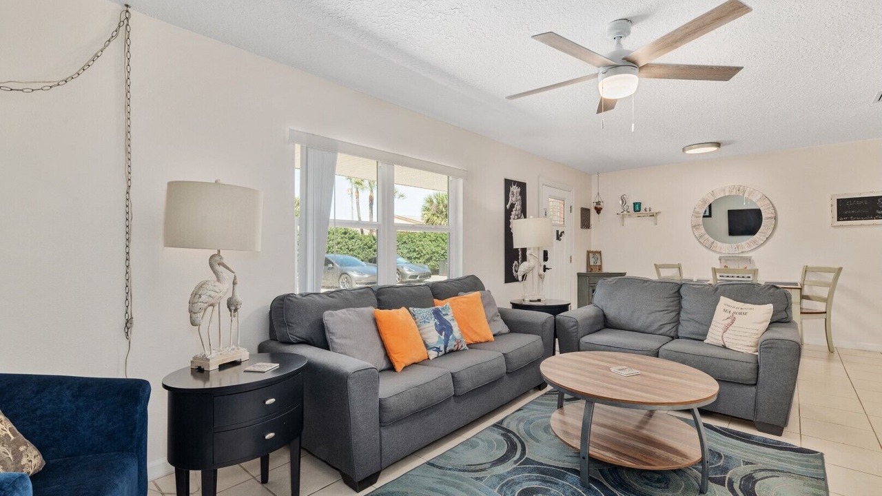 Photo of Livingroom in Melbourne Beach