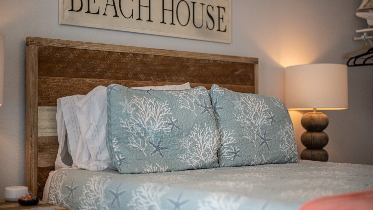 Photo of Bedroom in Historic Downtown Melbourne