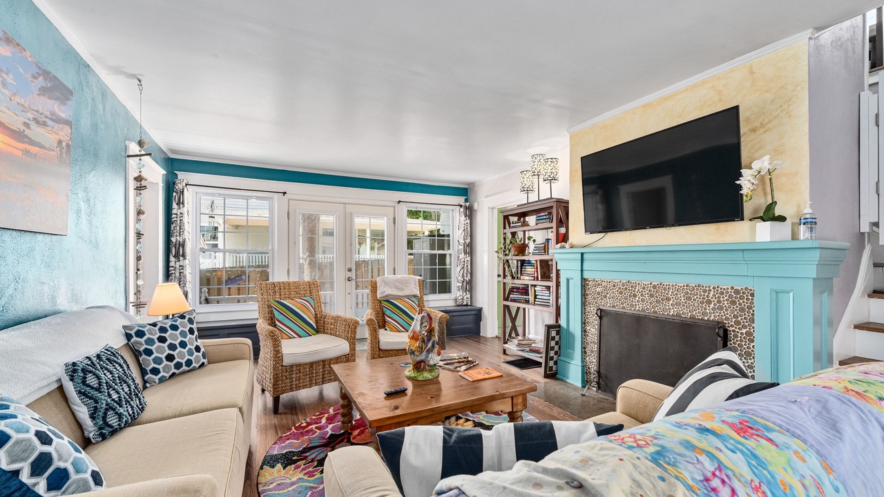 Photo of Livingroom in Historic Downtown Melbourne