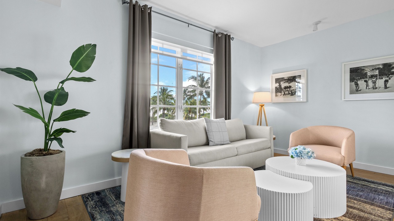 Photo of Livingroom in Flamingo/Lummus