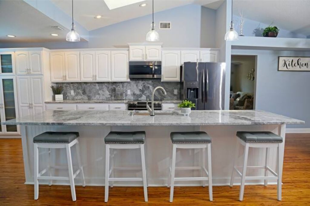Photo of Kitchen in Sebastian Highlands