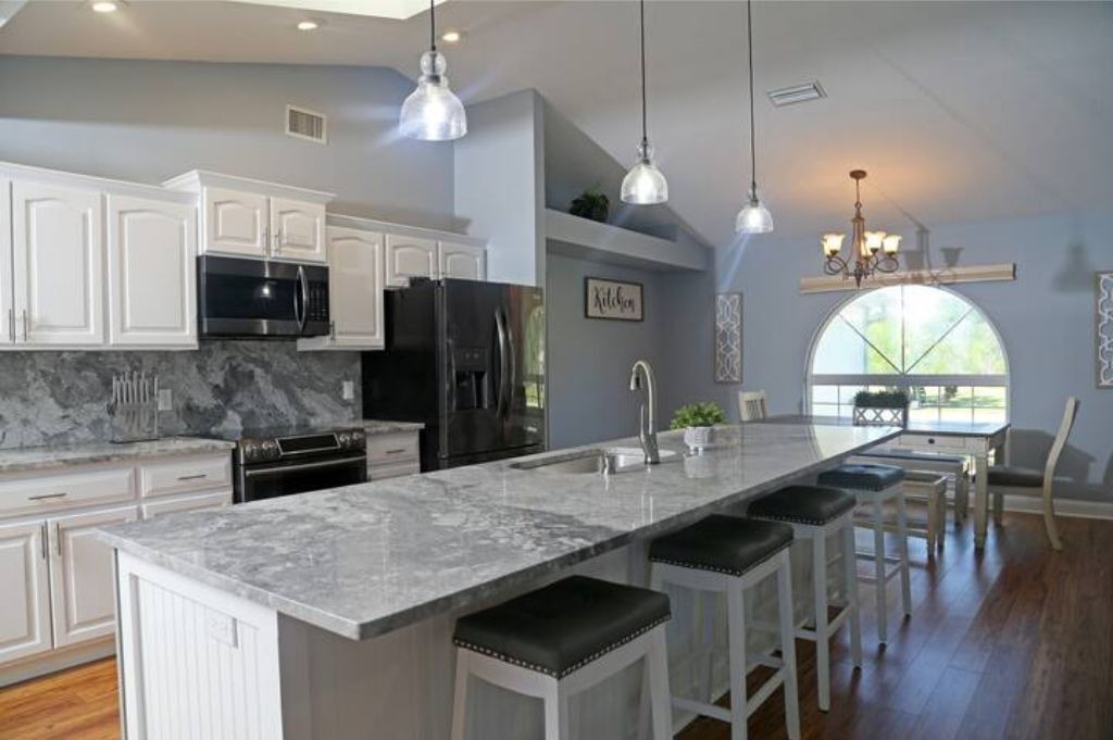 Photo of Kitchen in Sebastian Highlands