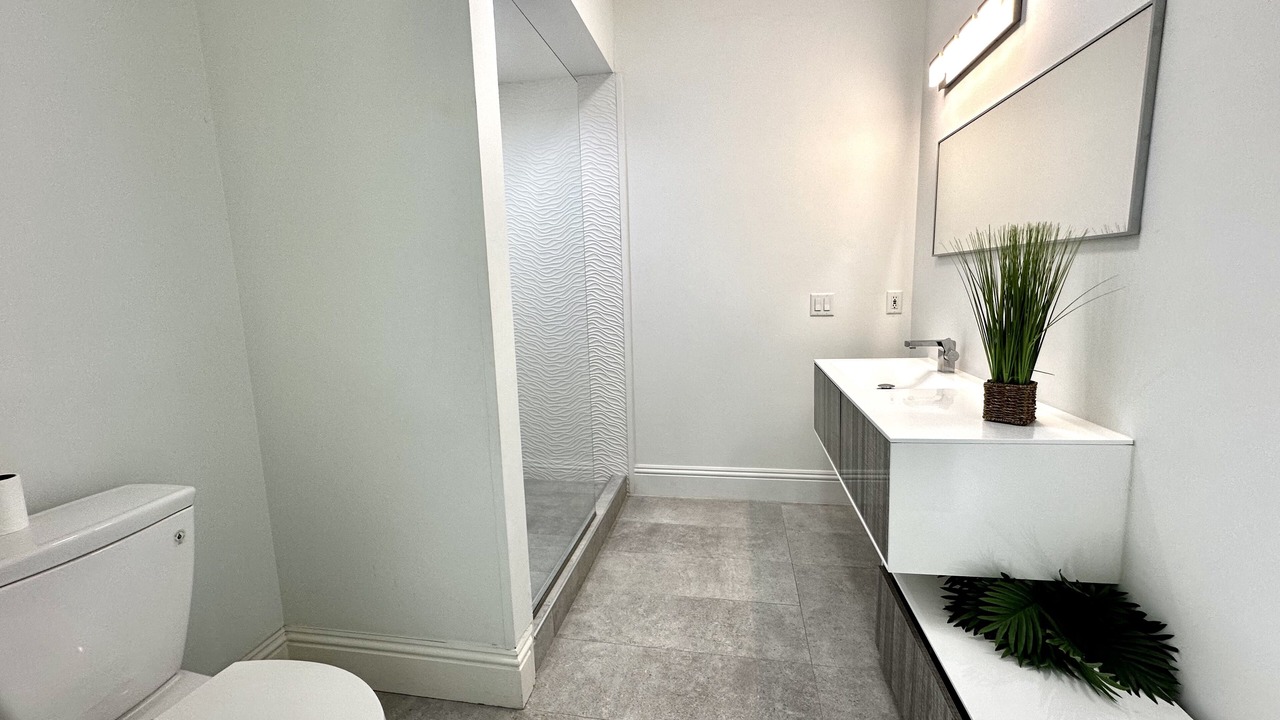 Photo of Bathroom in Oakes Estates