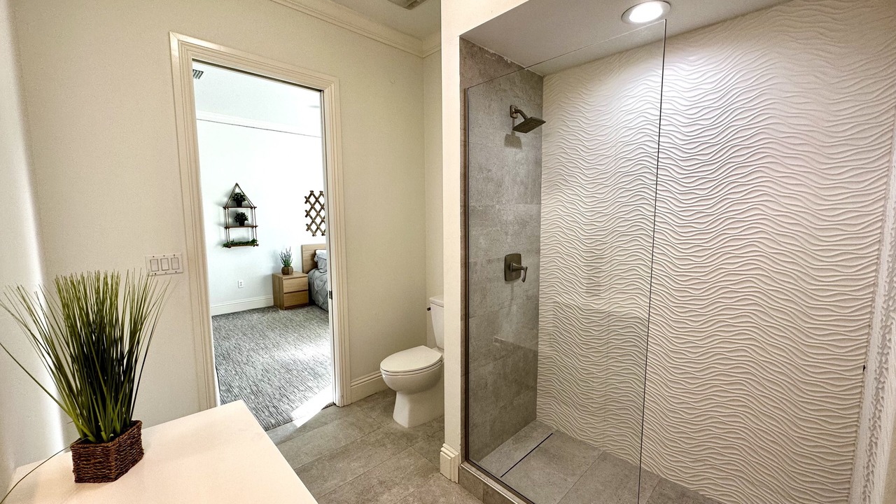 Photo of Bathroom in Oakes Estates