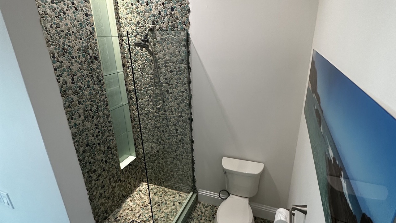 Photo of Bathroom in Oakes Estates