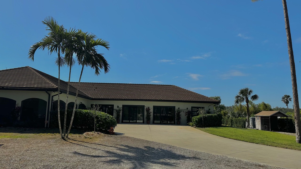 Photo of Outdoor in Oakes Estates
