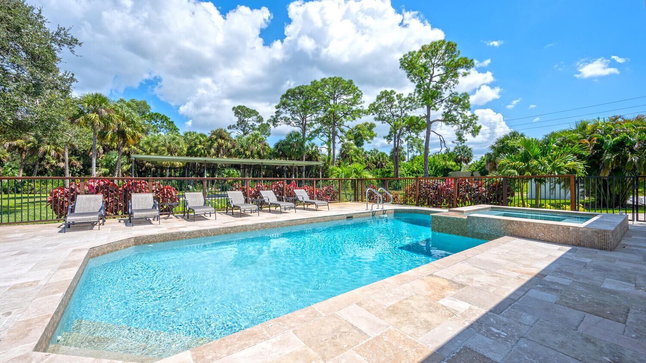 Photo of Outdoor in Central Naples