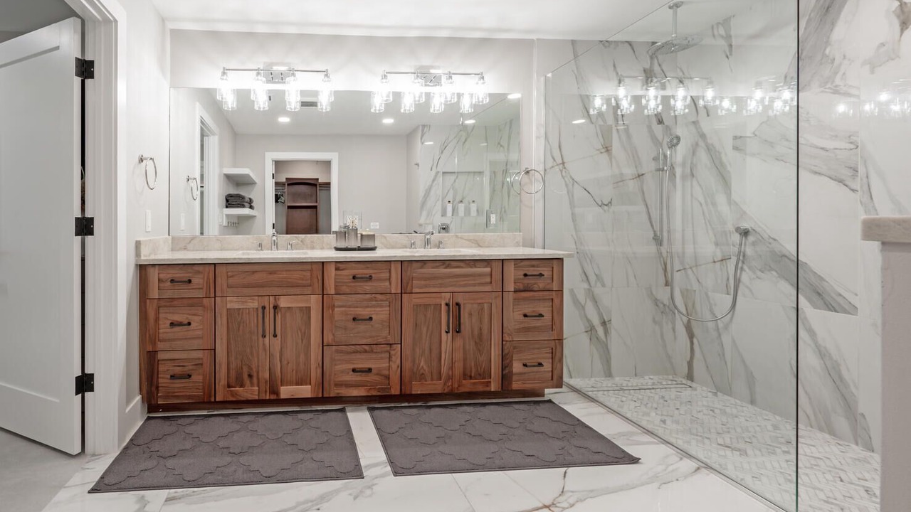 Photo of Bathroom in Central Naples