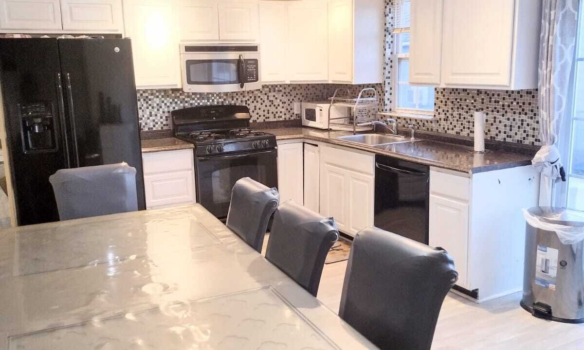 Photo of Kitchen in White Horse