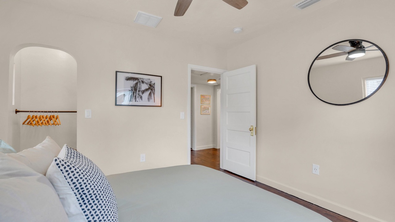 Photo of Bedroom in Gulfport