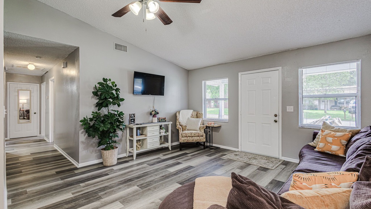 Photo of Livingroom in Lakeland