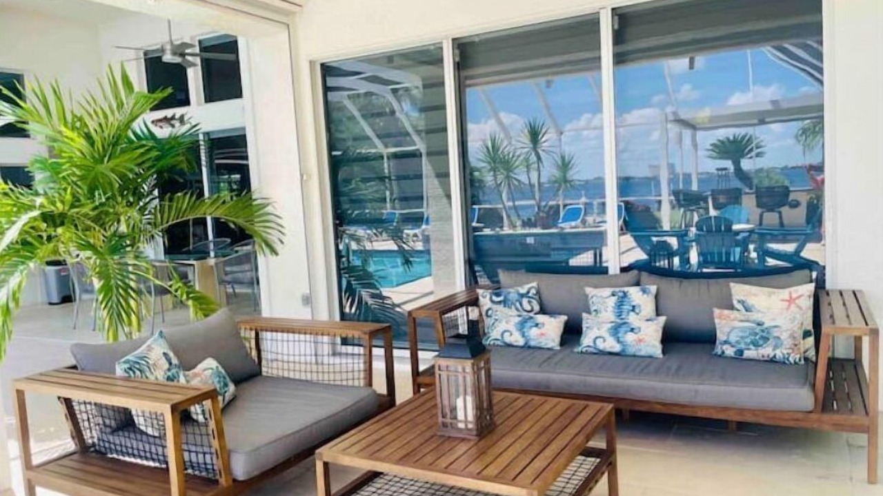 Photo of Patio Balcony in Yacht Club