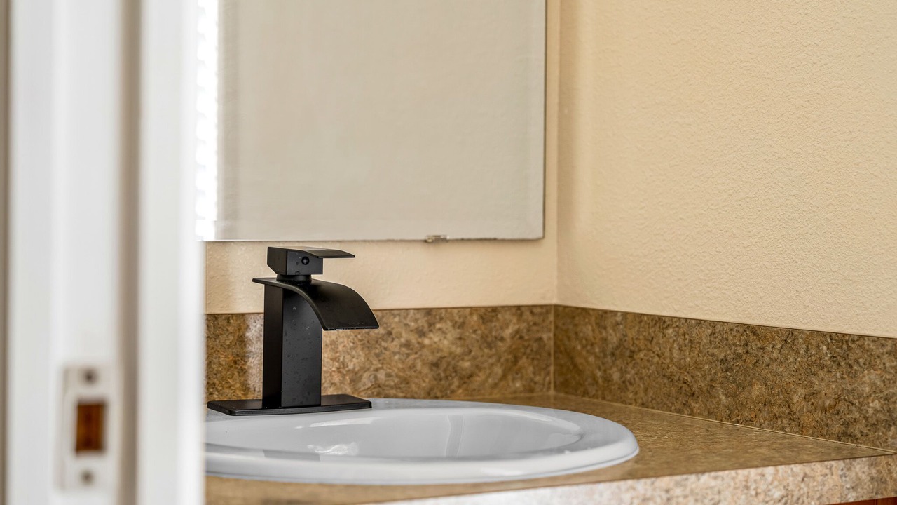 Photo of Bathroom in Thousand Oaks