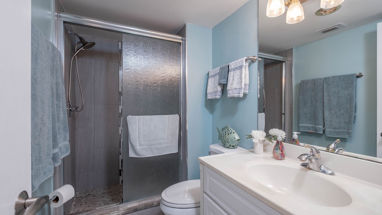 Photo of Bathroom in Sand Key