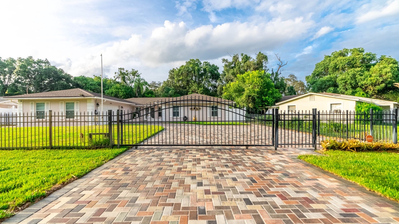 Photo of Outdoor in Carrollwood