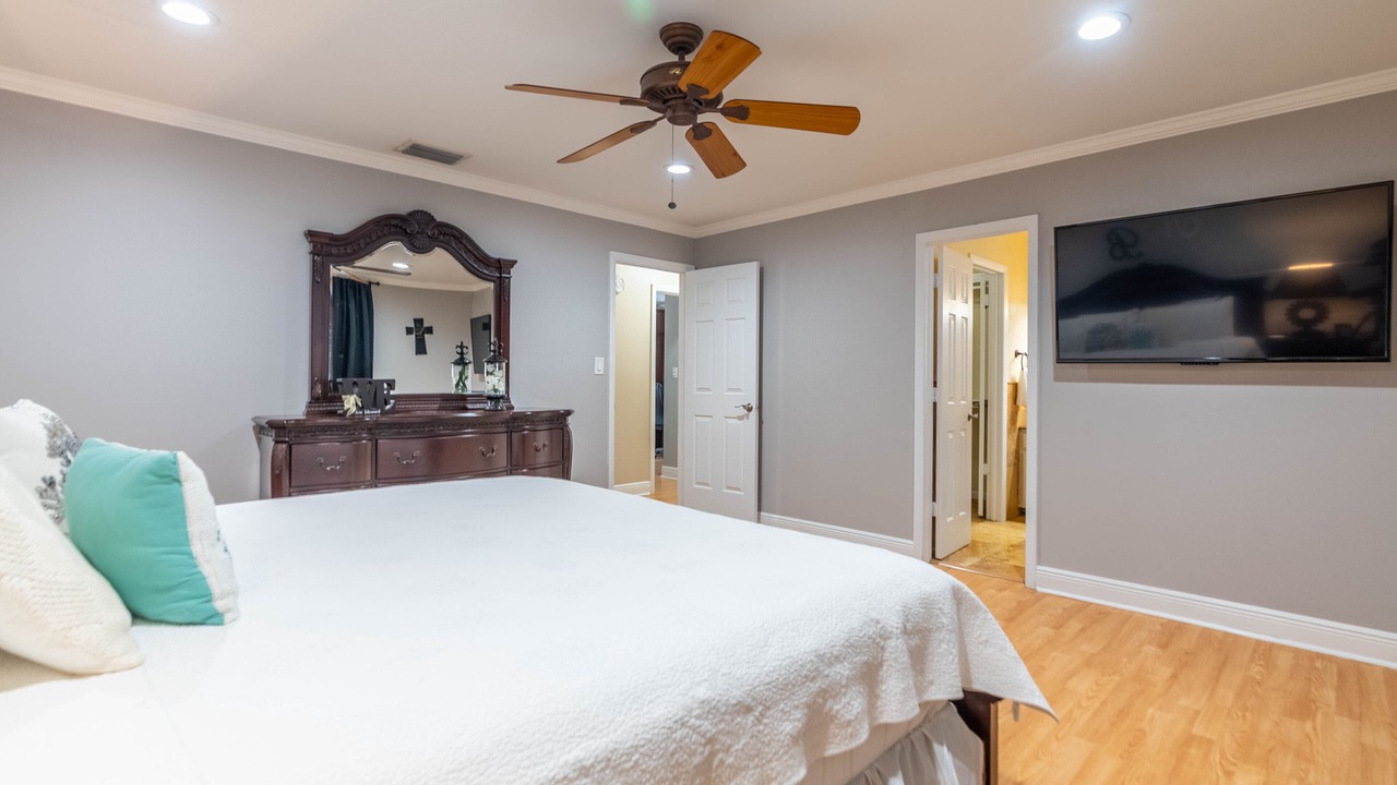 Photo of Bedroom in Carrollwood