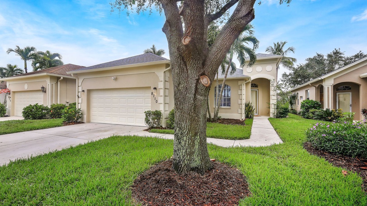 Photo of Outdoor in Naples