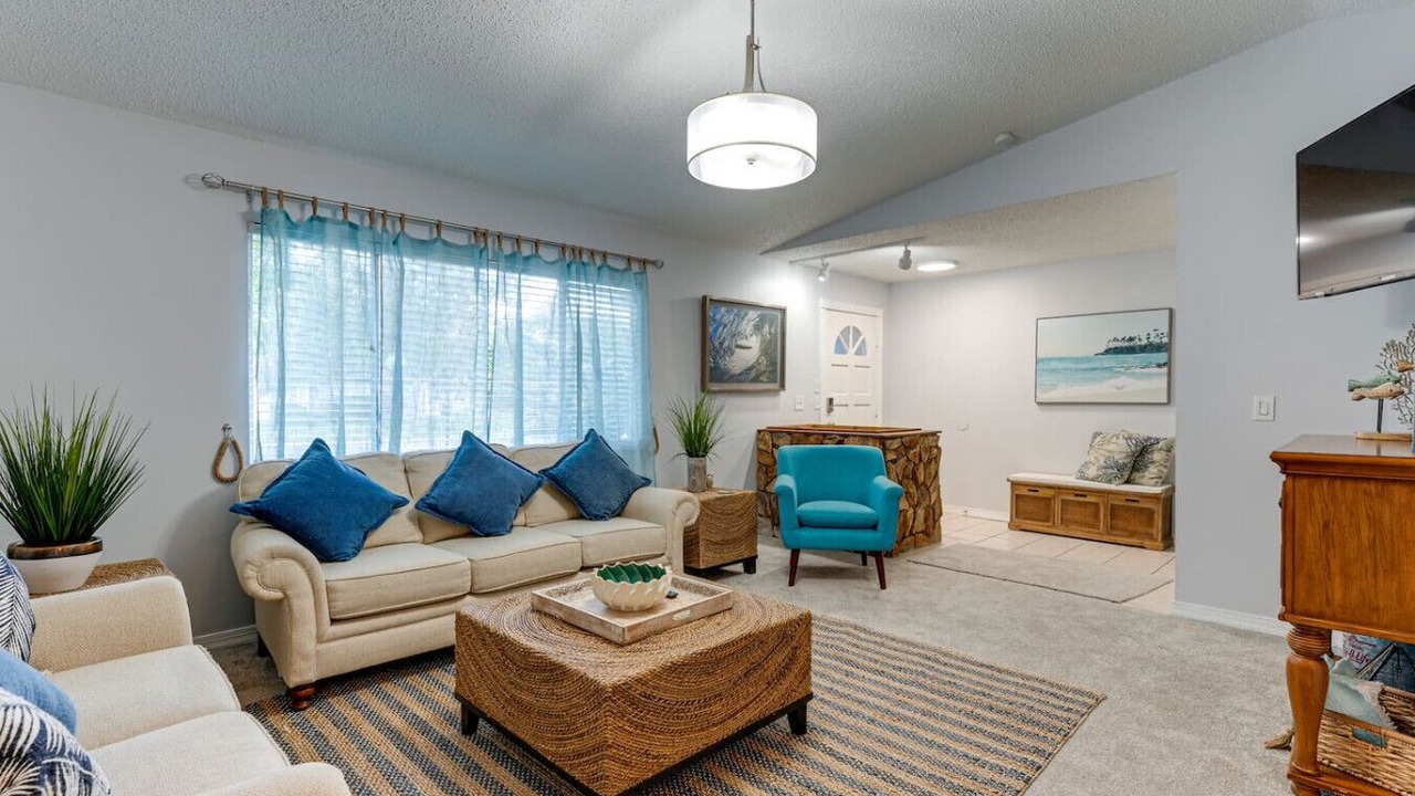Photo of Livingroom in West Bradenton